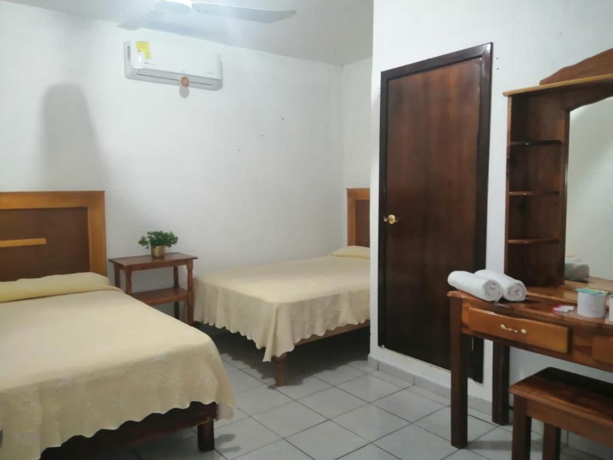 טמאסופו Hotel Y Restaurante El Texano מראה חיצוני תמונה