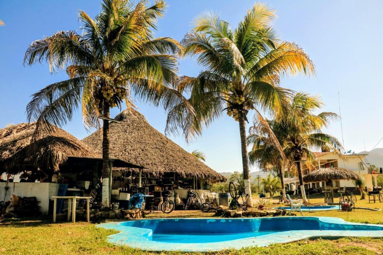 טמאסופו Hotel Y Restaurante El Texano מראה חיצוני תמונה